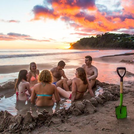 Hot Water Beach Top 10 Holiday Park Hotwater Beach Bagian luar foto